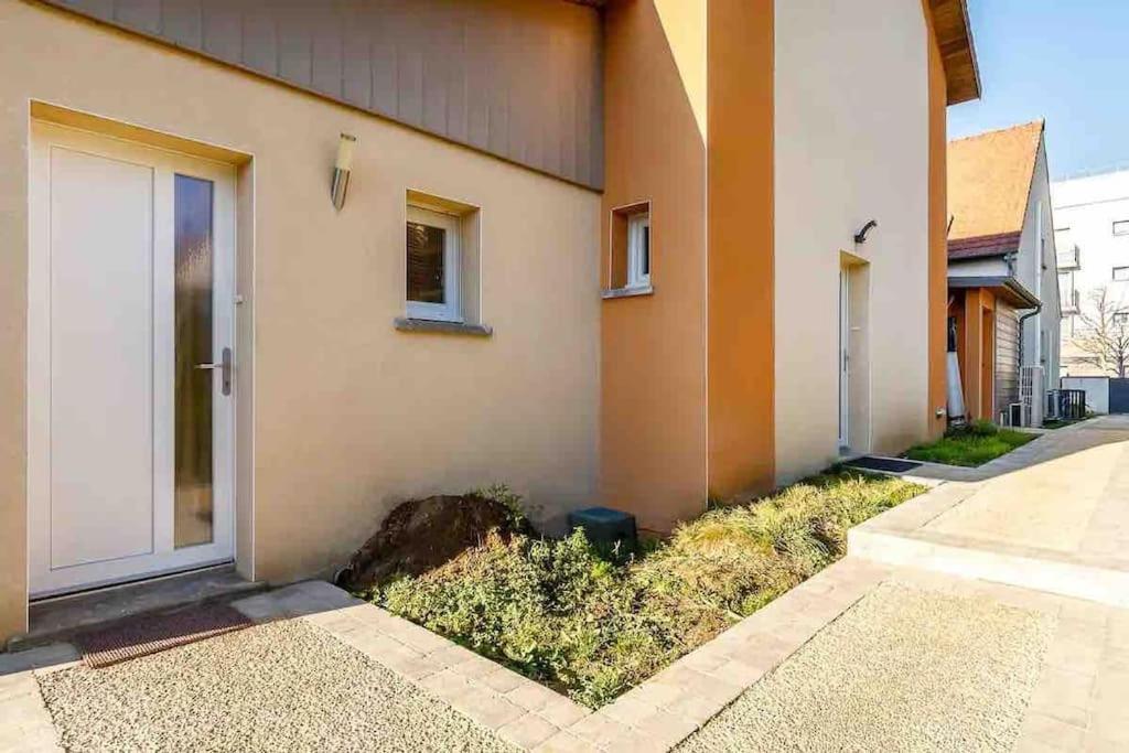 Апартаменты Studio Duplex - Le Garden - 10 Mn Disney Байи-Роменвилье Экстерьер фото