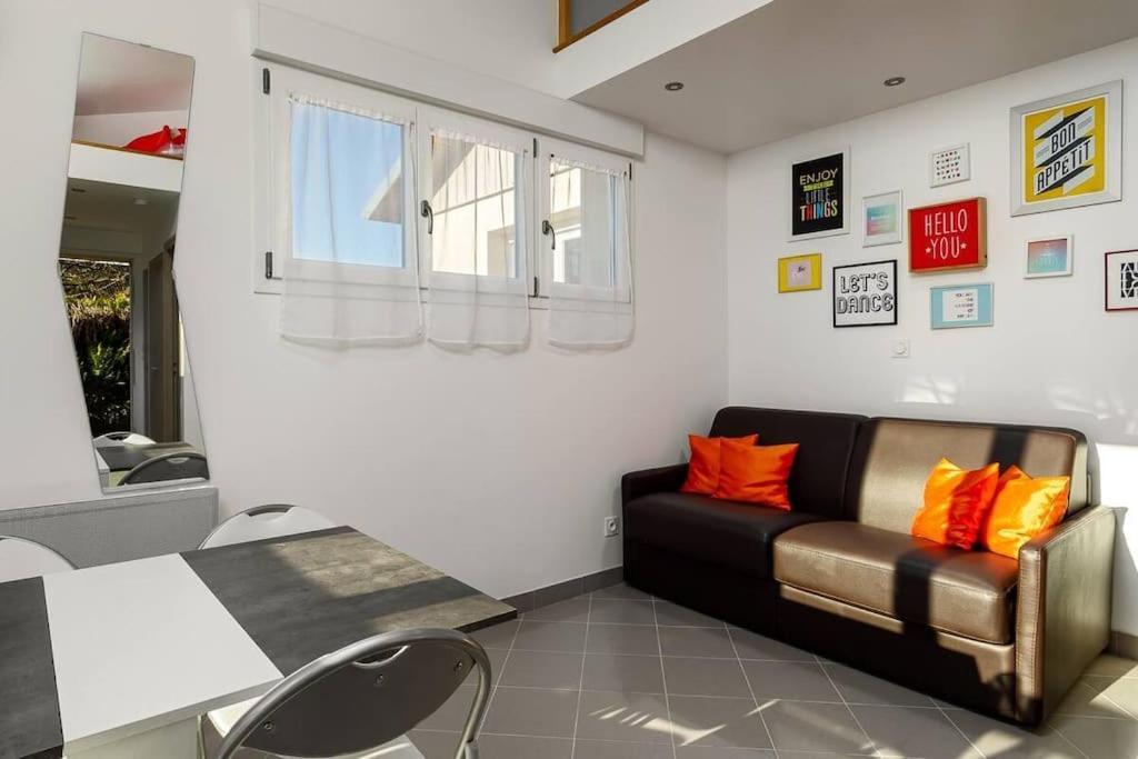Апартаменты Studio Duplex - Le Garden - 10 Mn Disney Байи-Роменвилье Экстерьер фото
